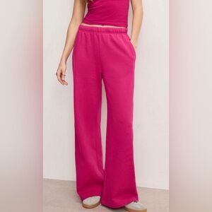 Good American Fuschia Wide Leg Sweatpants